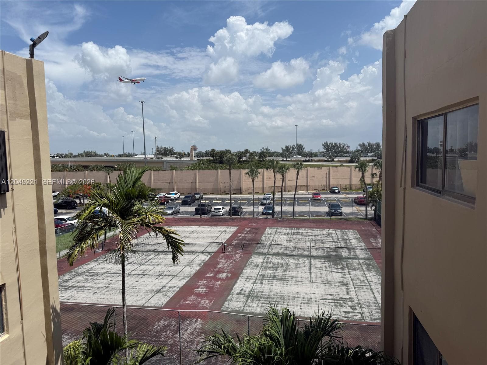 FOX CHASE CONDO #2 · #420 in Miami - Photo 31