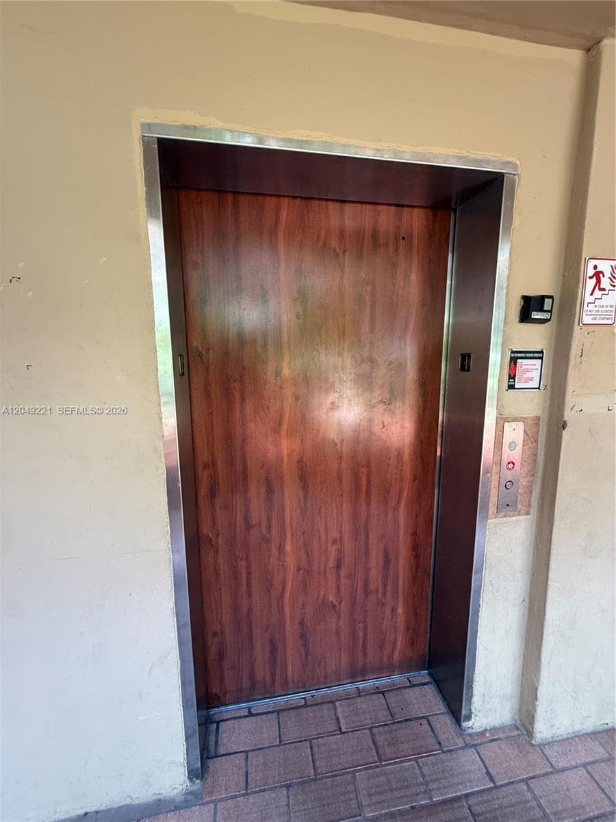 FOX CHASE CONDO #2 · #420 in Miami - Photo 29