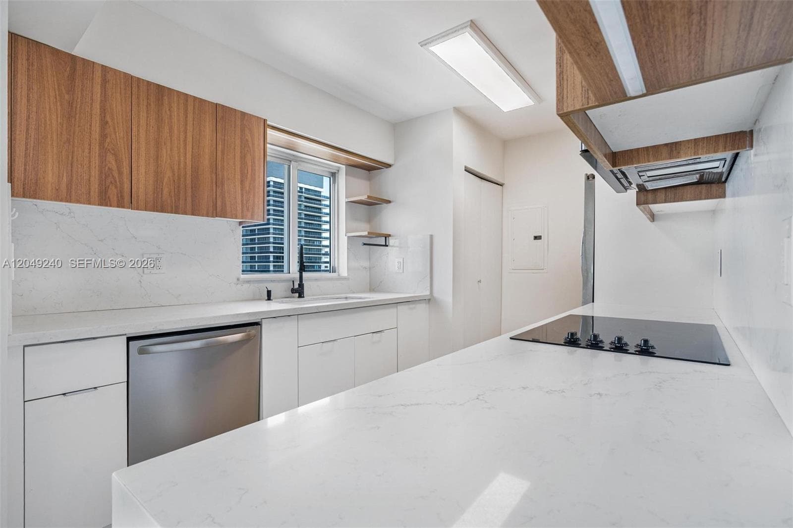 THE GRANDVIEW CONDO · #1406 in Miami Beach - Photo 12