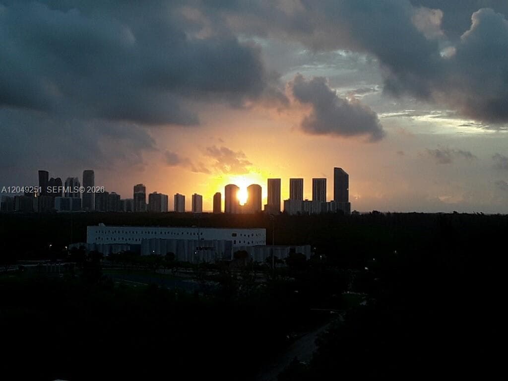 THE OAKS I CONDO · #1101 in North Miami - Photo 20