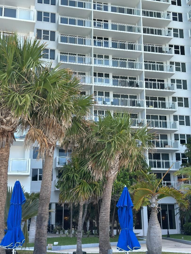 PARKER PLAZA CONDO ESTATE · #416 in Hallandale Beach - Photo 3
