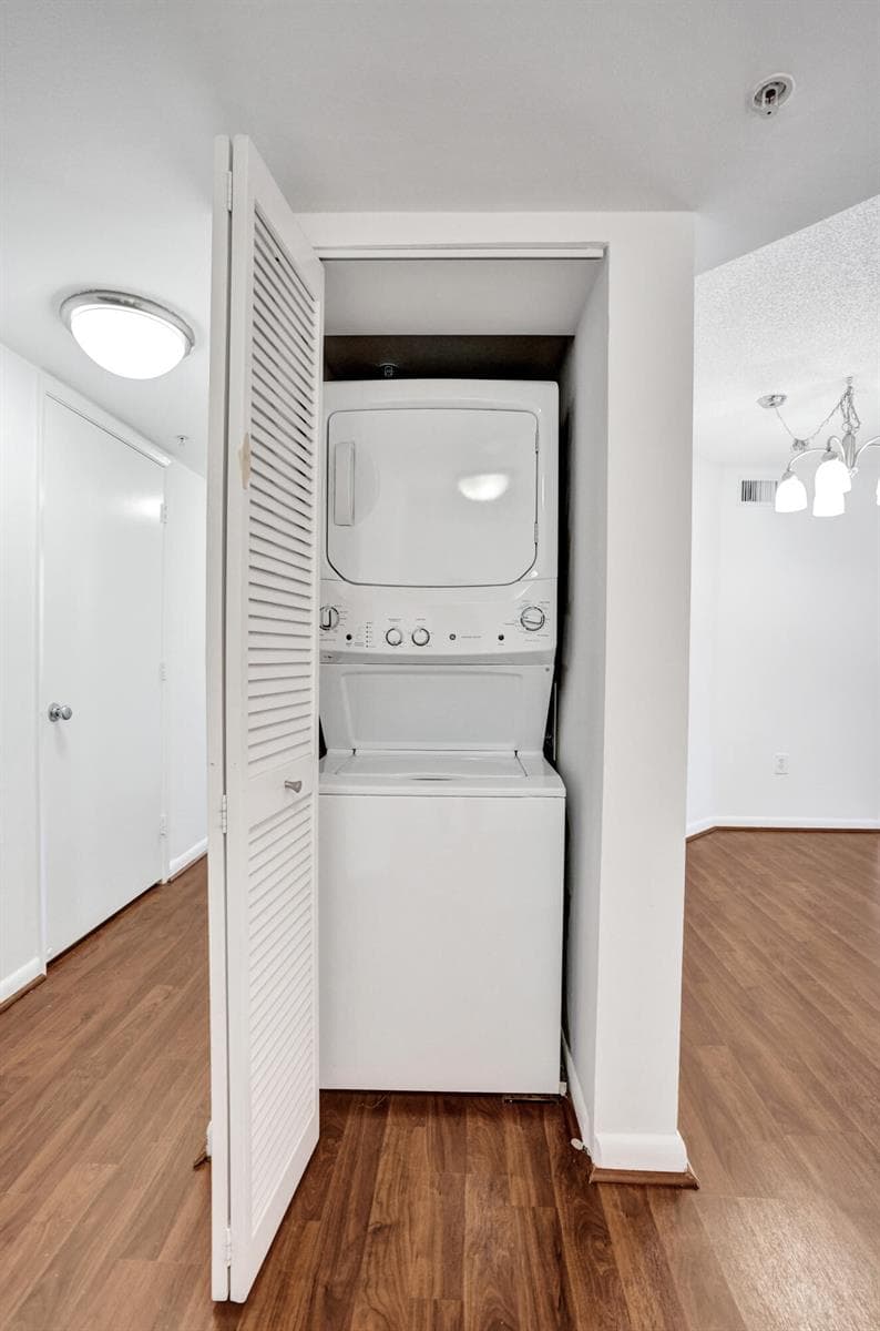 Washer/Dryer in unit