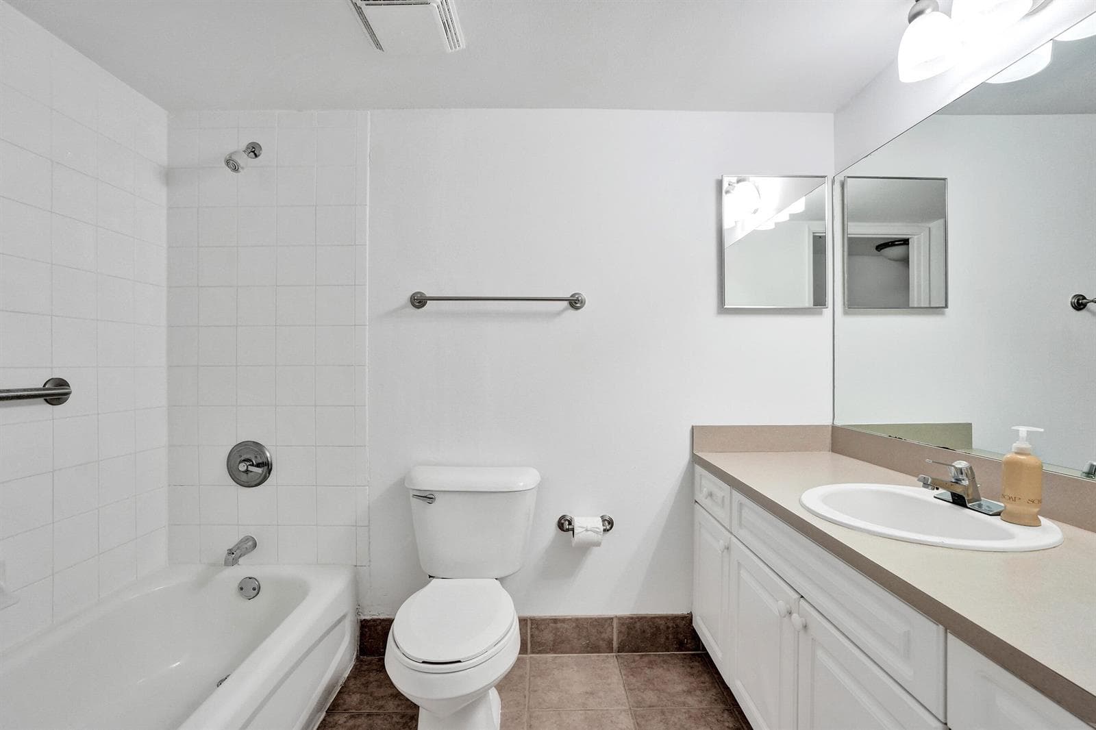 2nd Bathroom