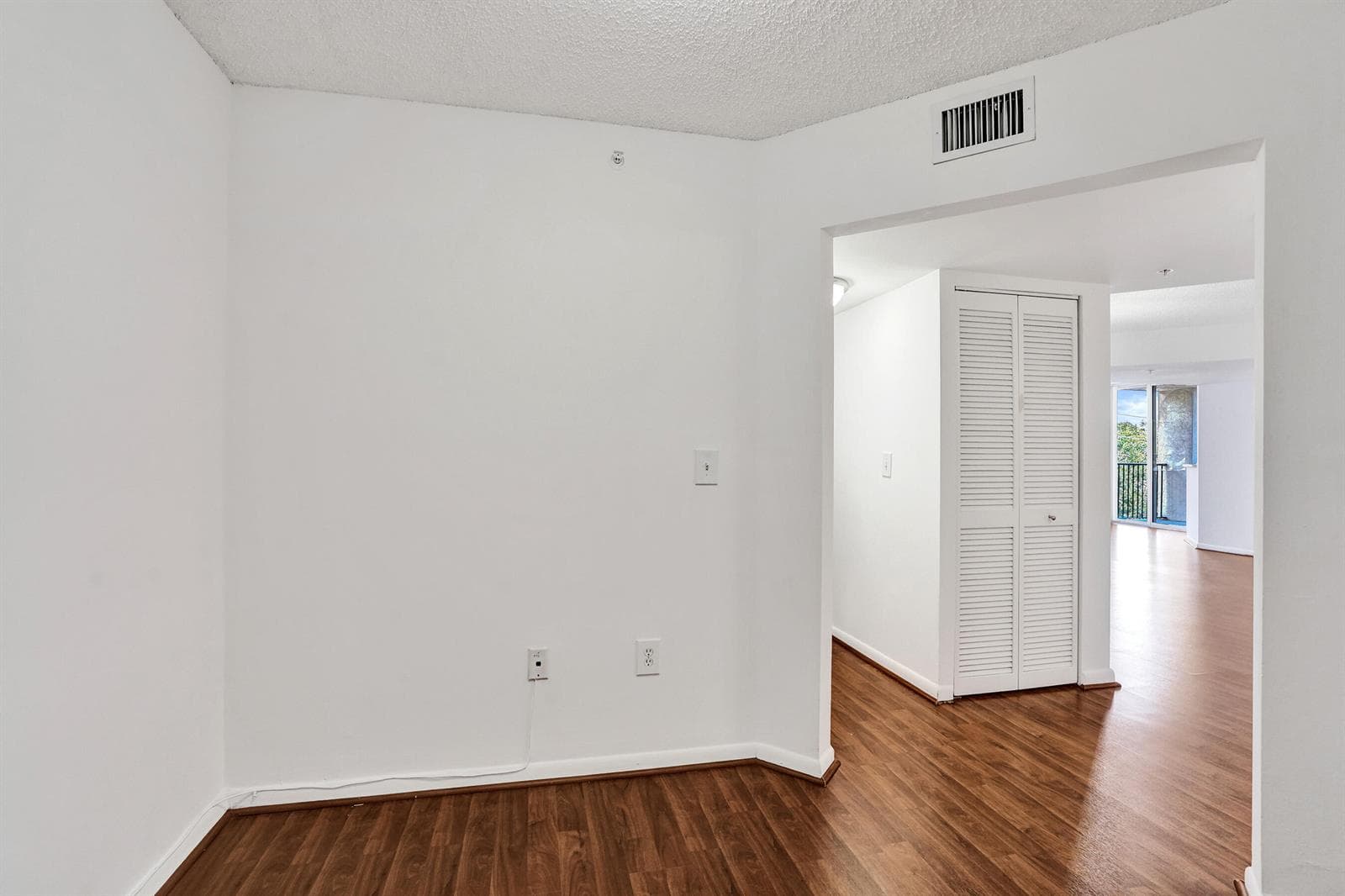 Office/Den/Bonus Room