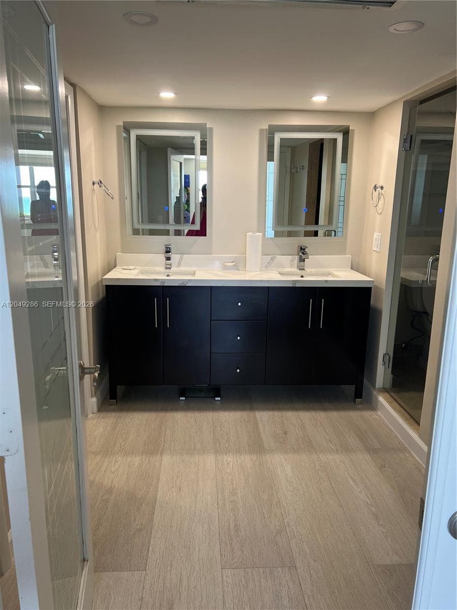 ARLEN BEACH CONDO · #302 in Miami Beach - Photo 20