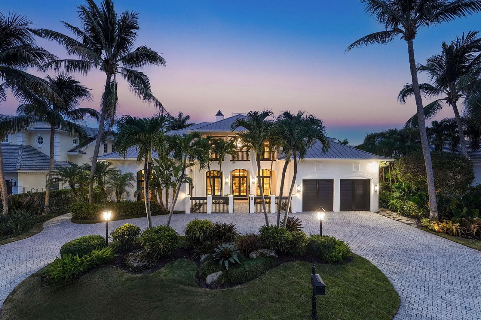 1720_Sabal_Palm_Drive_Dusk_04