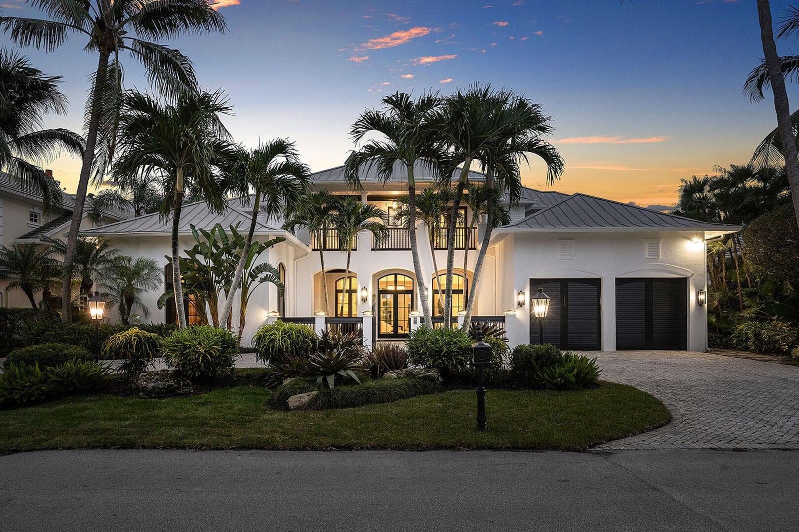 1720_Sabal_Palm_Drive_Dusk_06