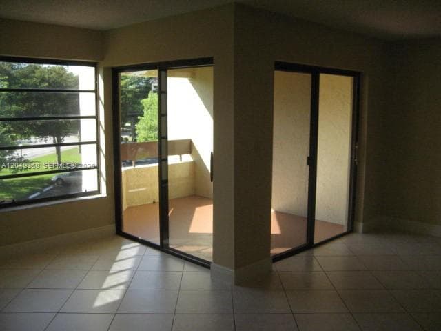 KENLAND POINTE CONDO #1 · #O303 in Miami - Photo 2