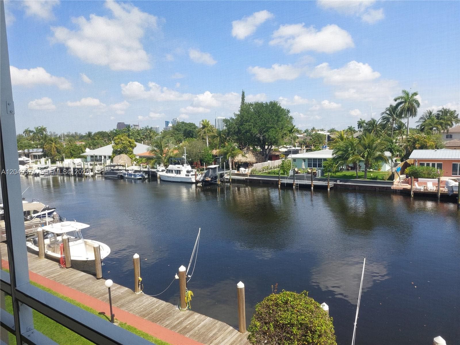 SOUTHAMPTON CONDO · #303 in Fort Lauderdale - Photo 12