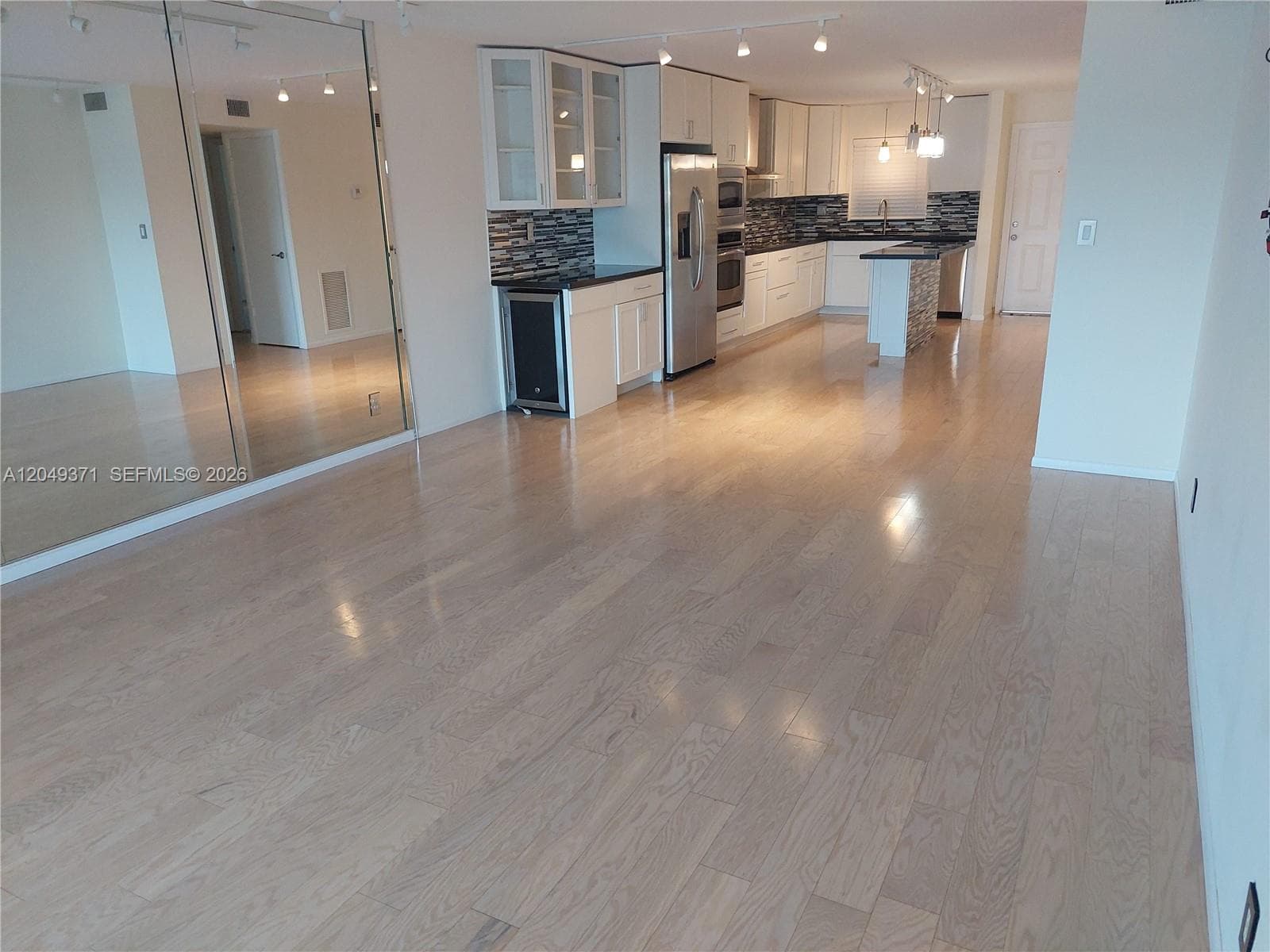 SOUTHAMPTON CONDO · #303 in Fort Lauderdale - Photo 5