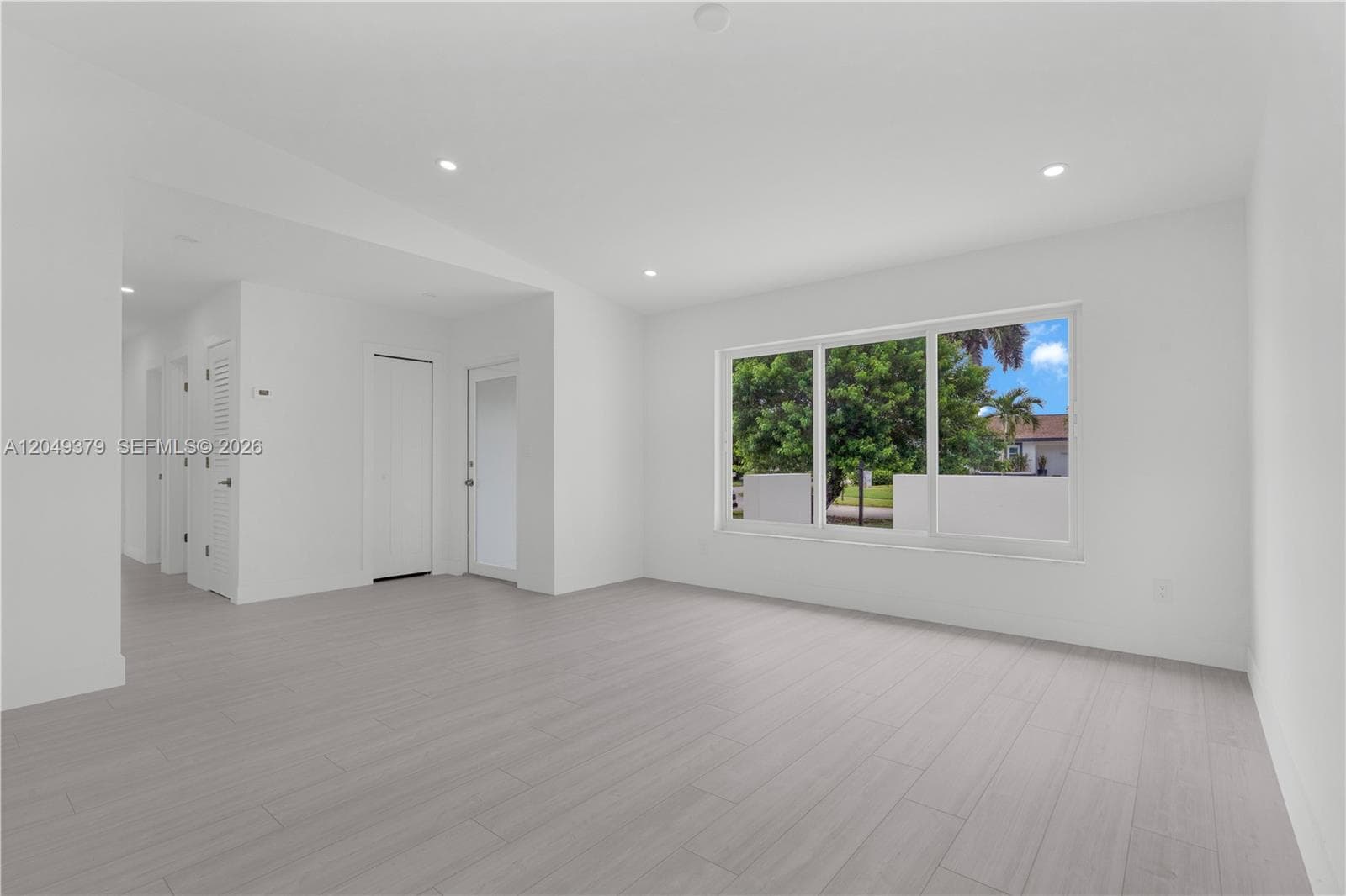 11011 SW 162nd Ter photo 23