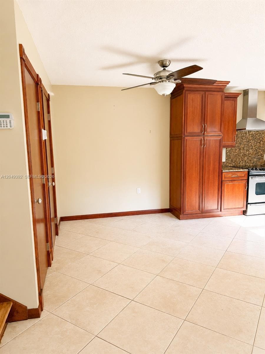 515 5th Ct photo 4