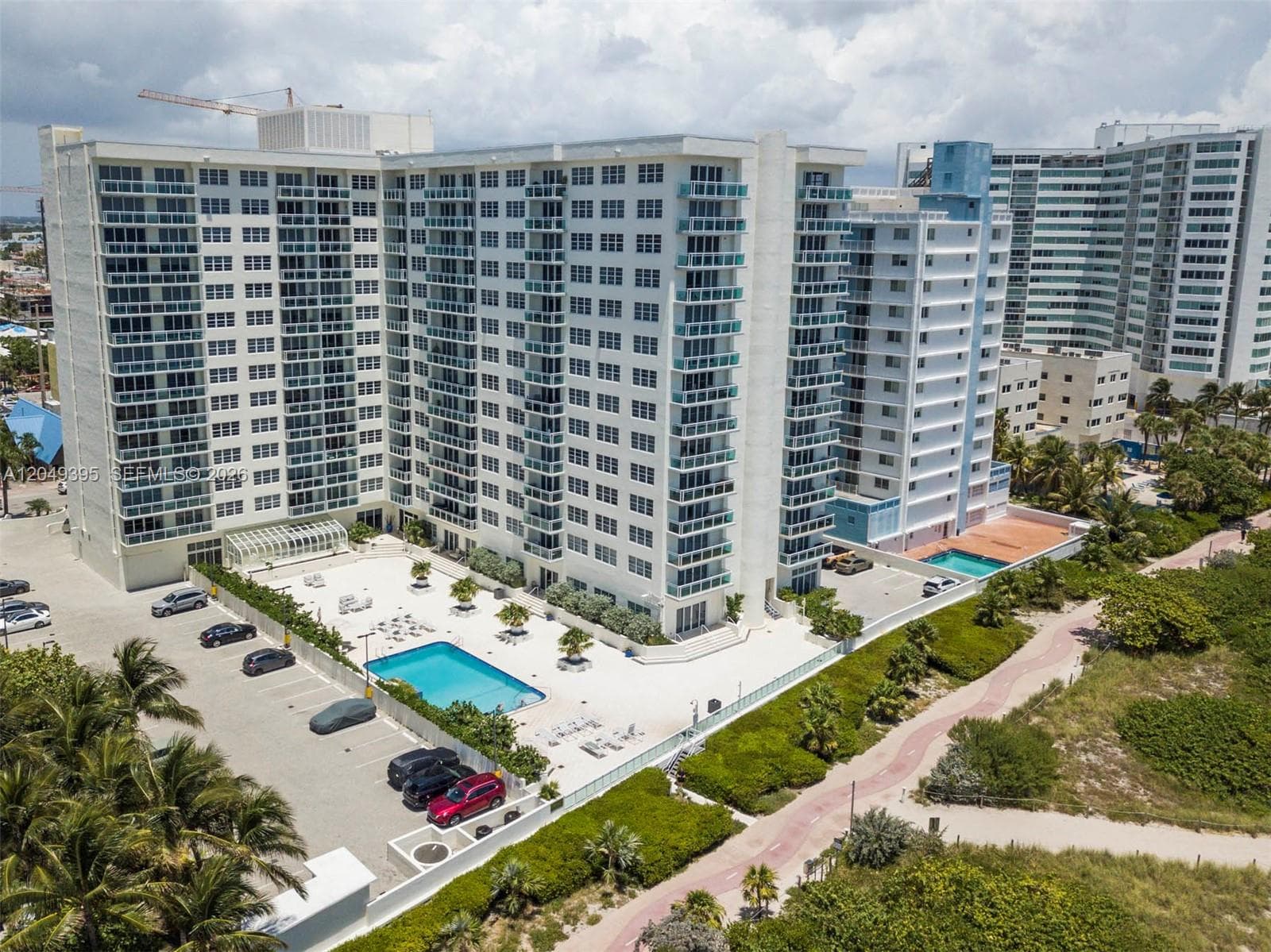 THE COLLINS CONDO · #1512 in Miami Beach - Photo 2