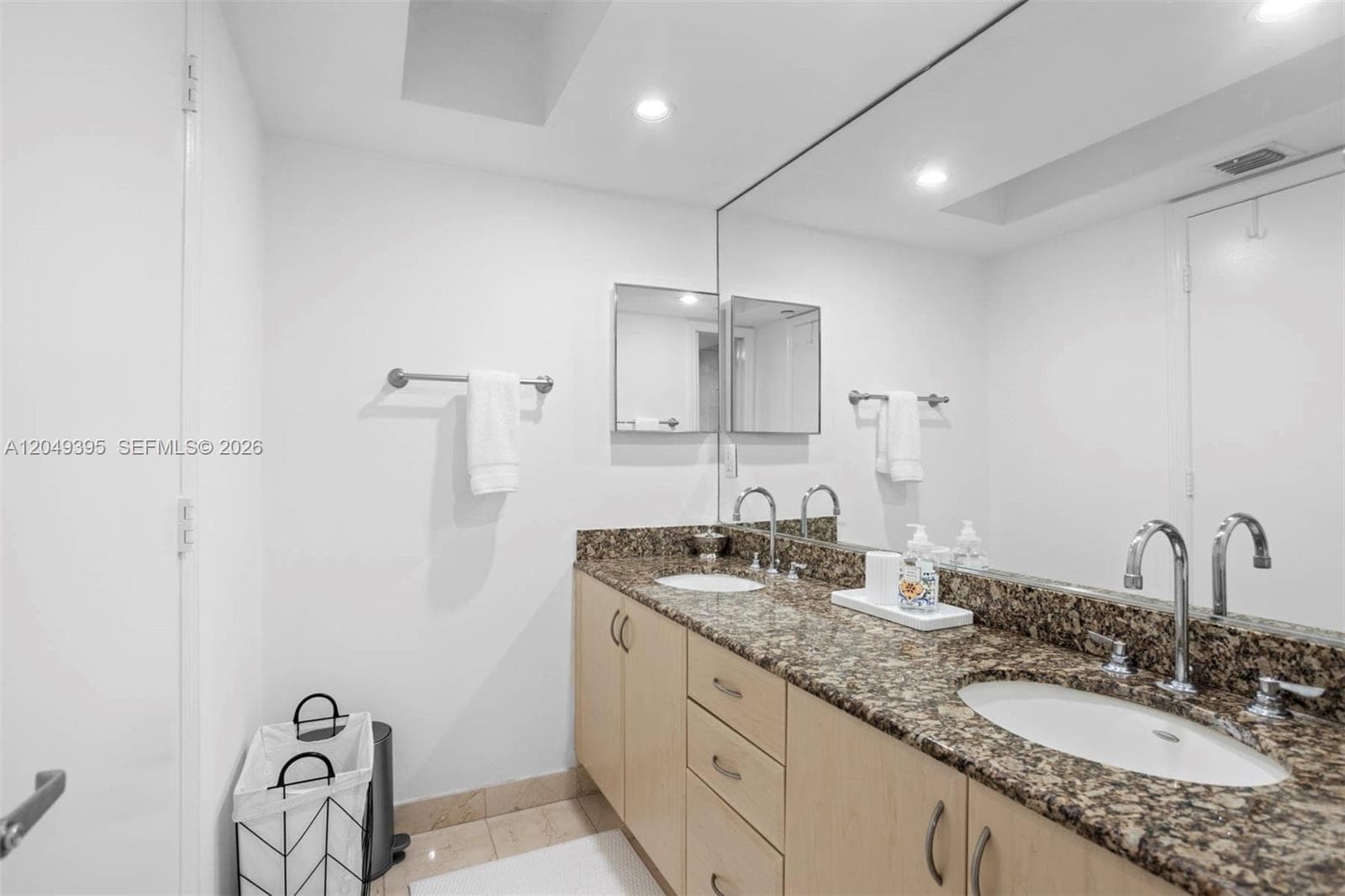 THE COLLINS CONDO · #1512 in Miami Beach - Photo 11