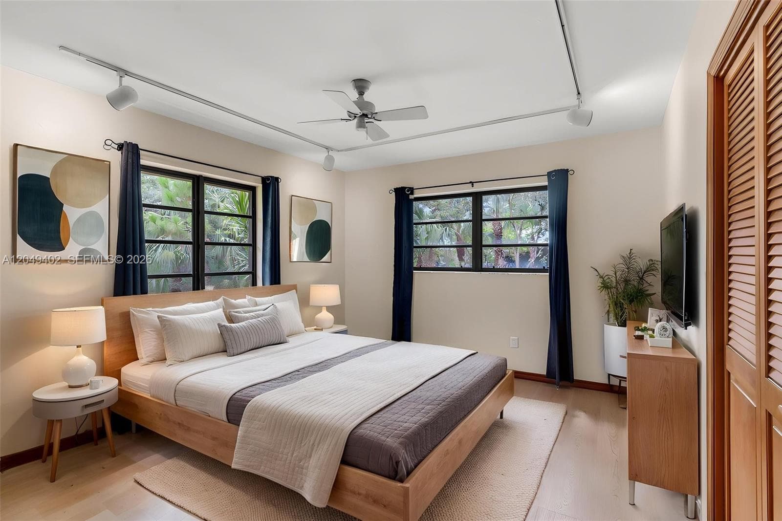 BEDROOM #1