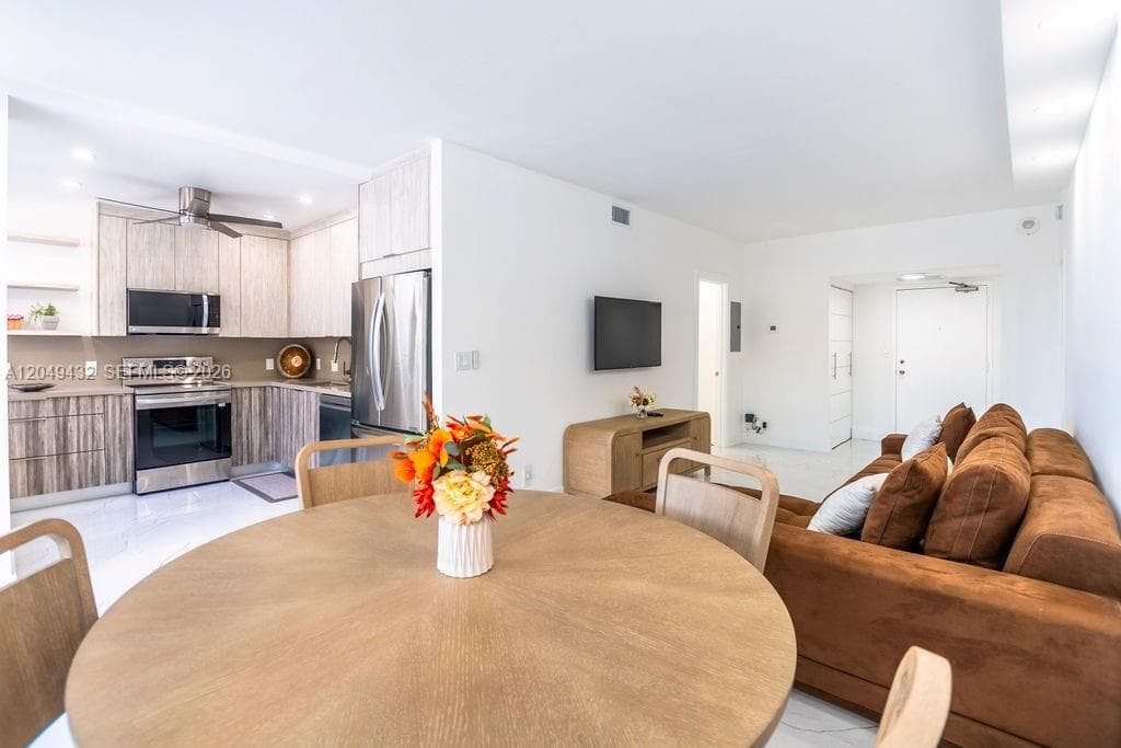 WINSTON TOWERS 500 CONDO · #L05 in Sunny Isles Beach - Photo 17