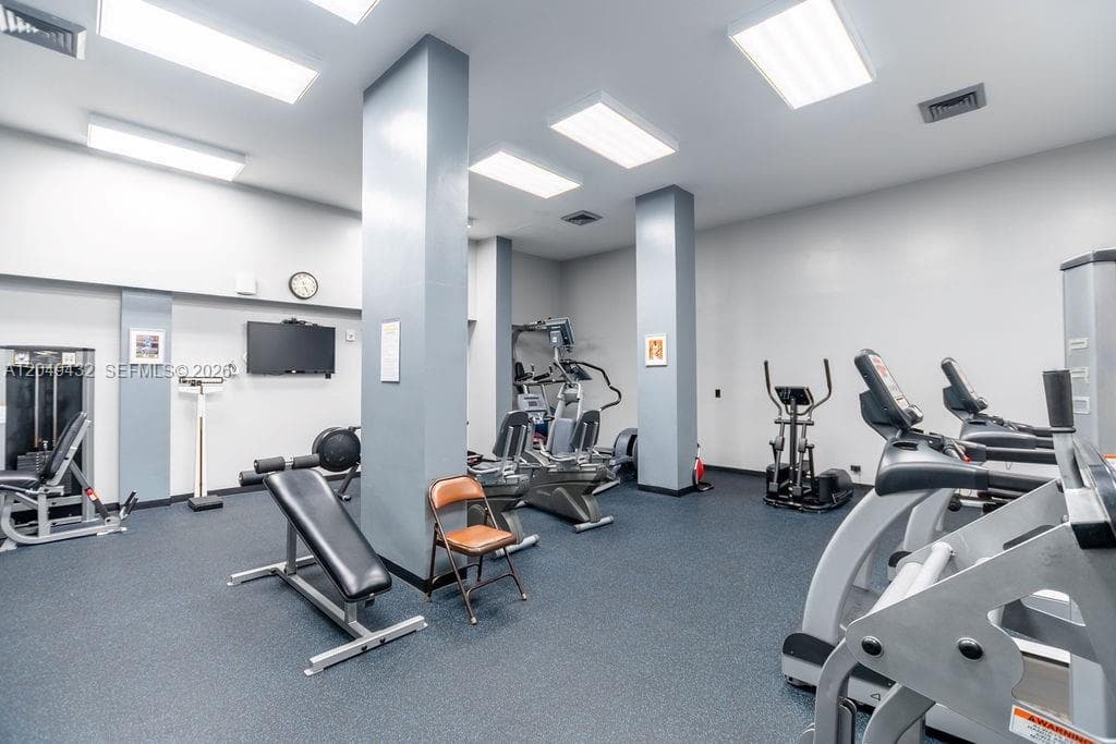 WINSTON TOWERS 500 CONDO · #L05 in Sunny Isles Beach - Photo 41