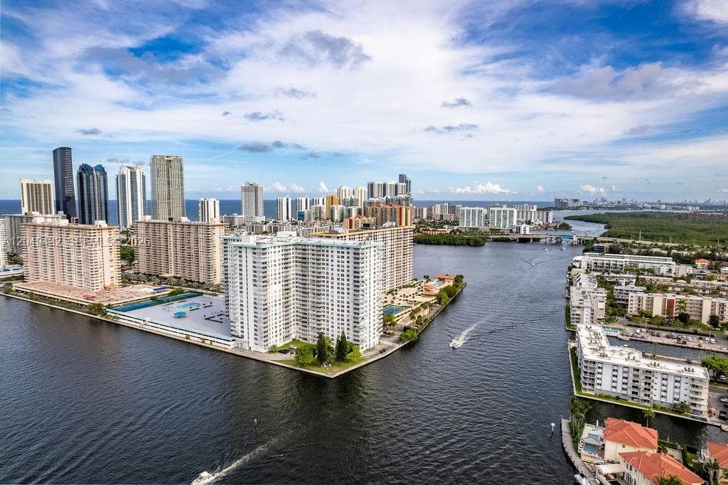 WINSTON TOWERS 500 CONDO · #L05 in Sunny Isles Beach - Photo 48