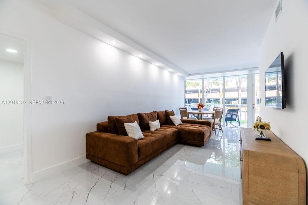 WINSTON TOWERS 500 CONDO · #L05 in Sunny Isles Beach - Photo 11