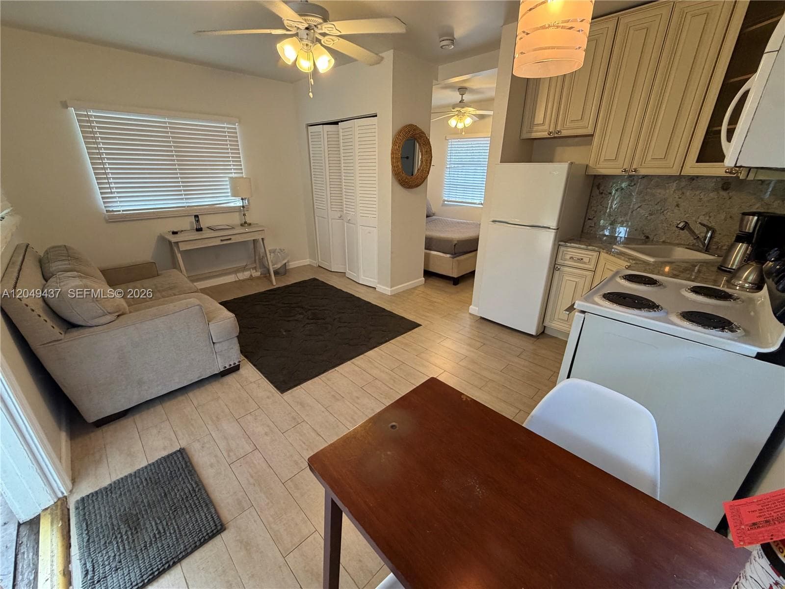 530 Ne 11th Ave · #B in Fort Lauderdale - Photo 3