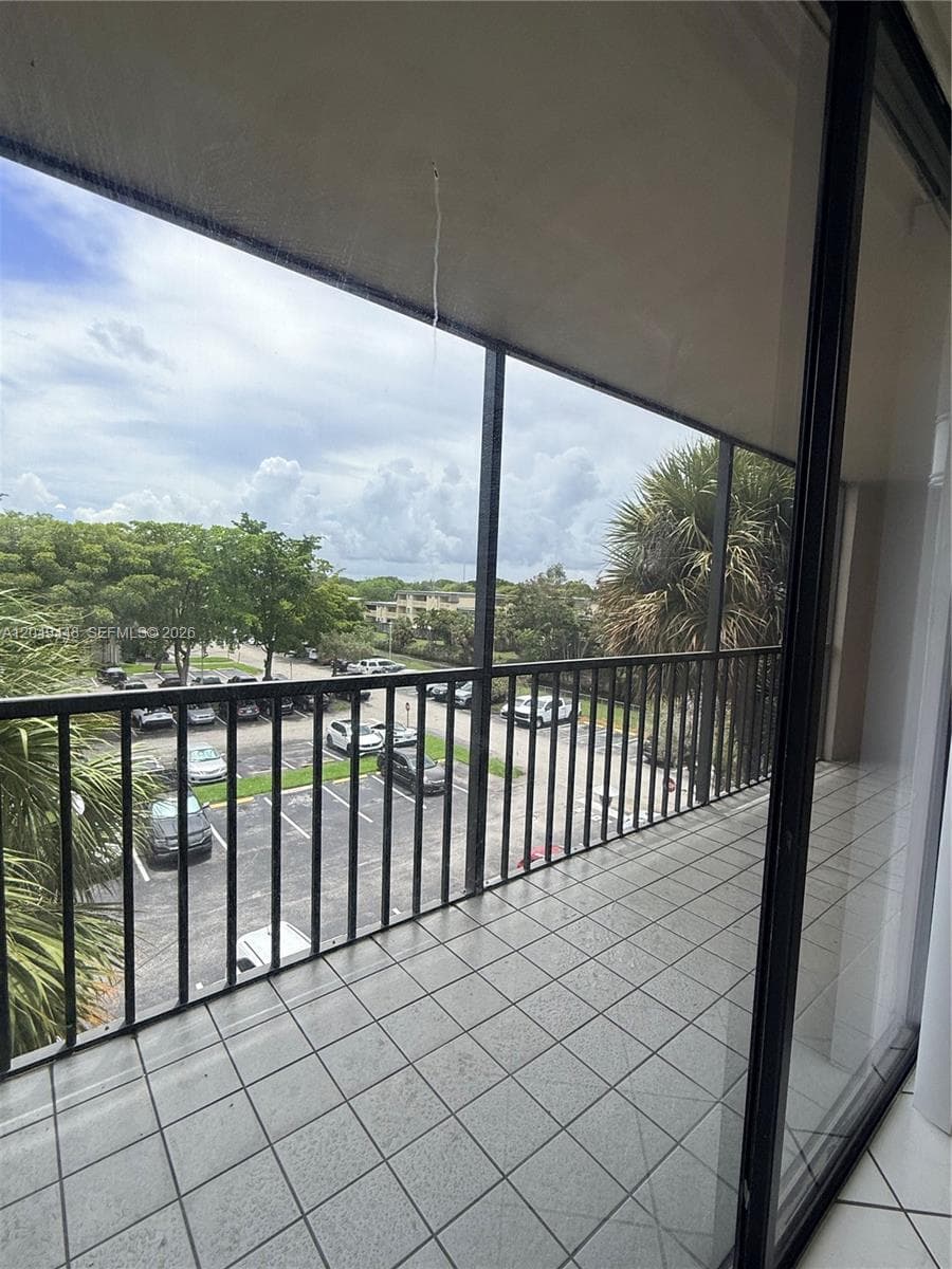 THE HORIZONS WEST CONDO # · #424 in Miami - Photo 14