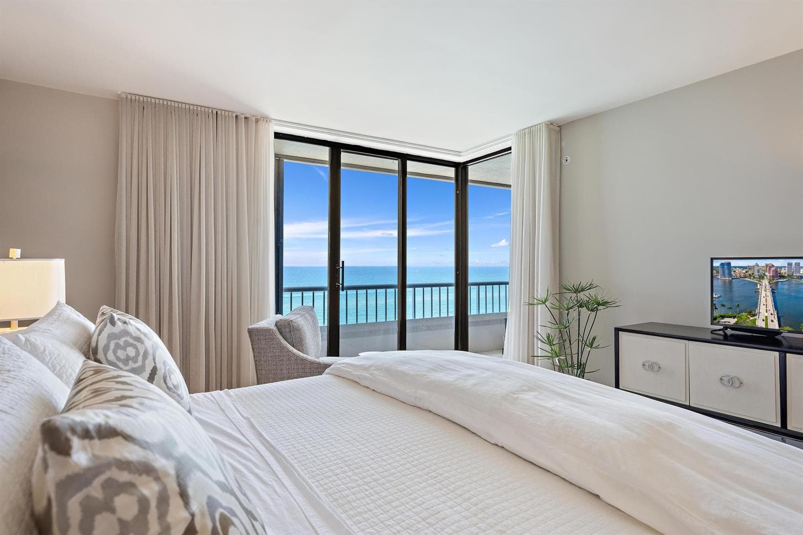 5250 N Ocean Dr unit 10s-10