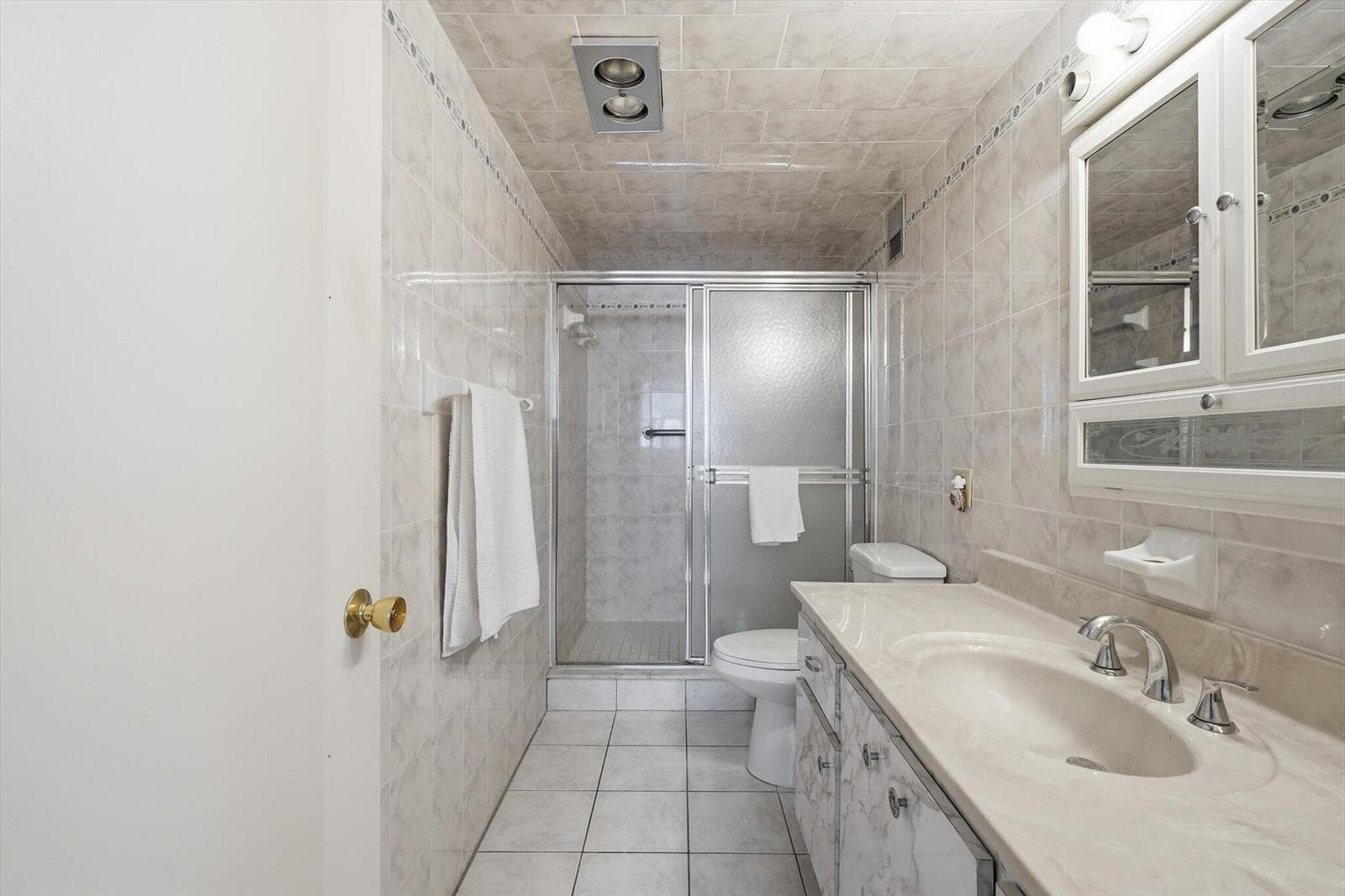33-1601 S Ocean Dr #506_033