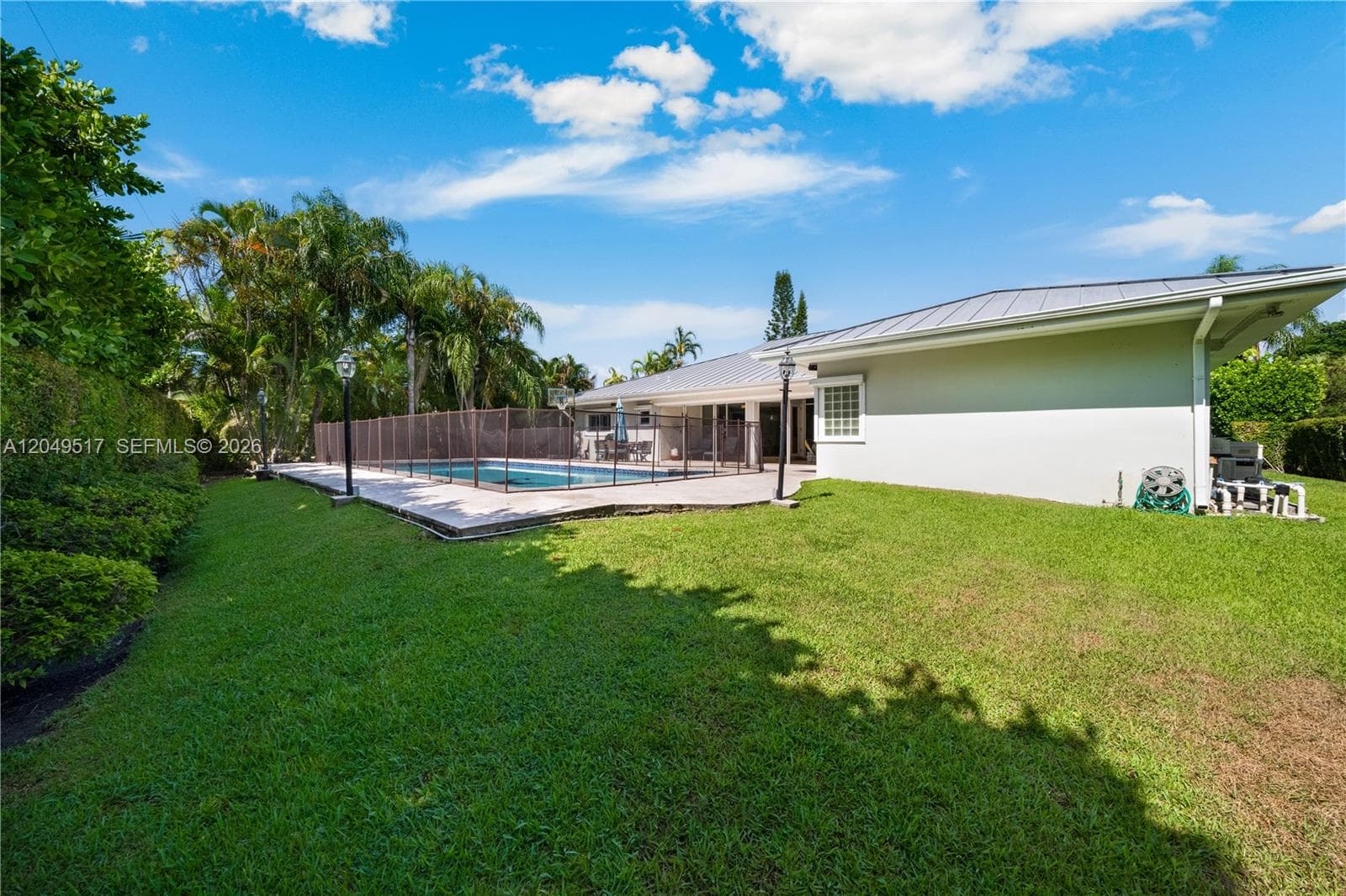 14601 Pompano Dr photo 33