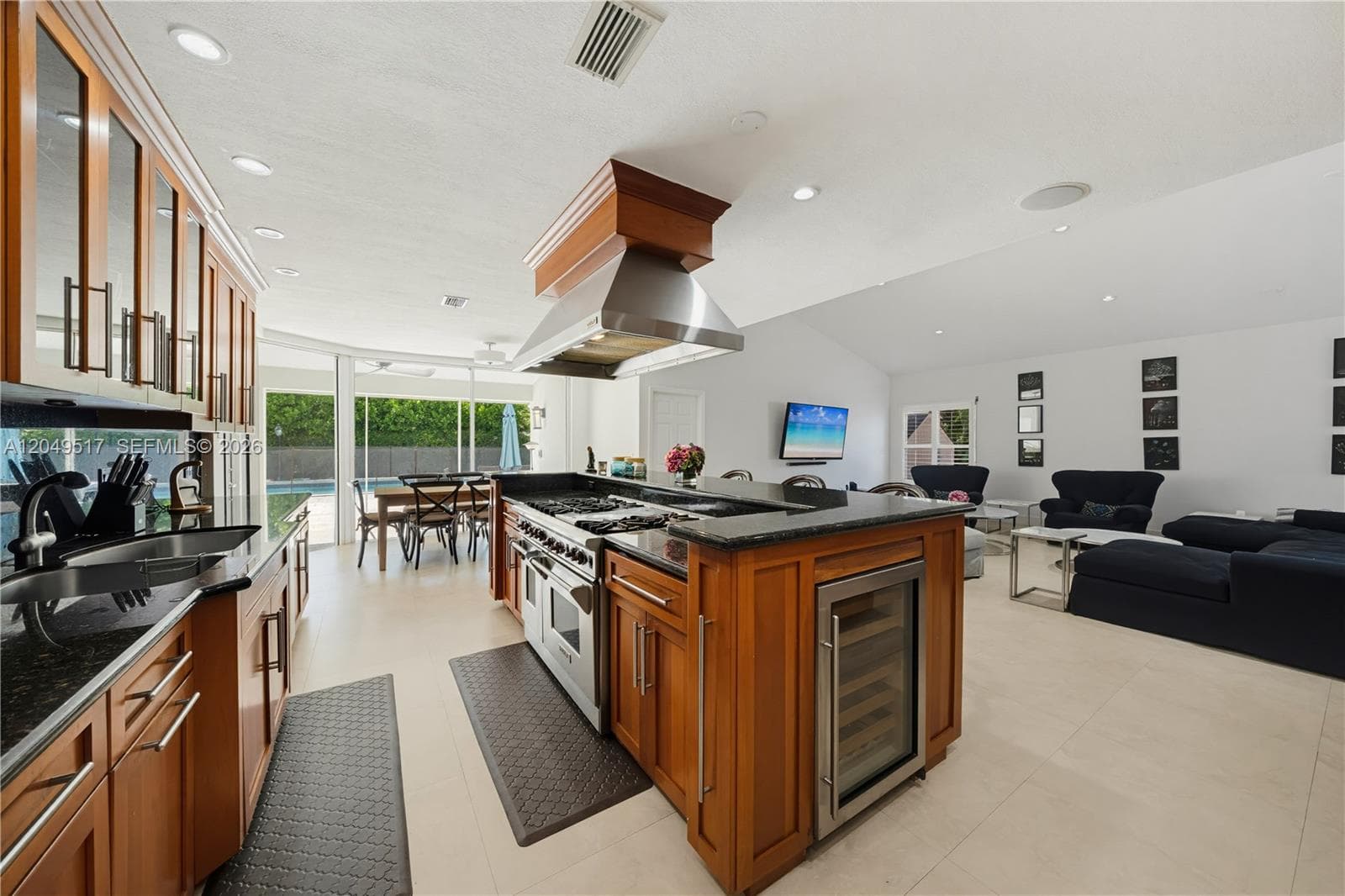 14601 Pompano Dr photo 11
