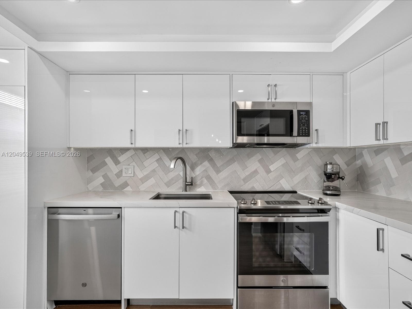 BYRON BAY CONDO · #502 in Miami Beach - Photo 14