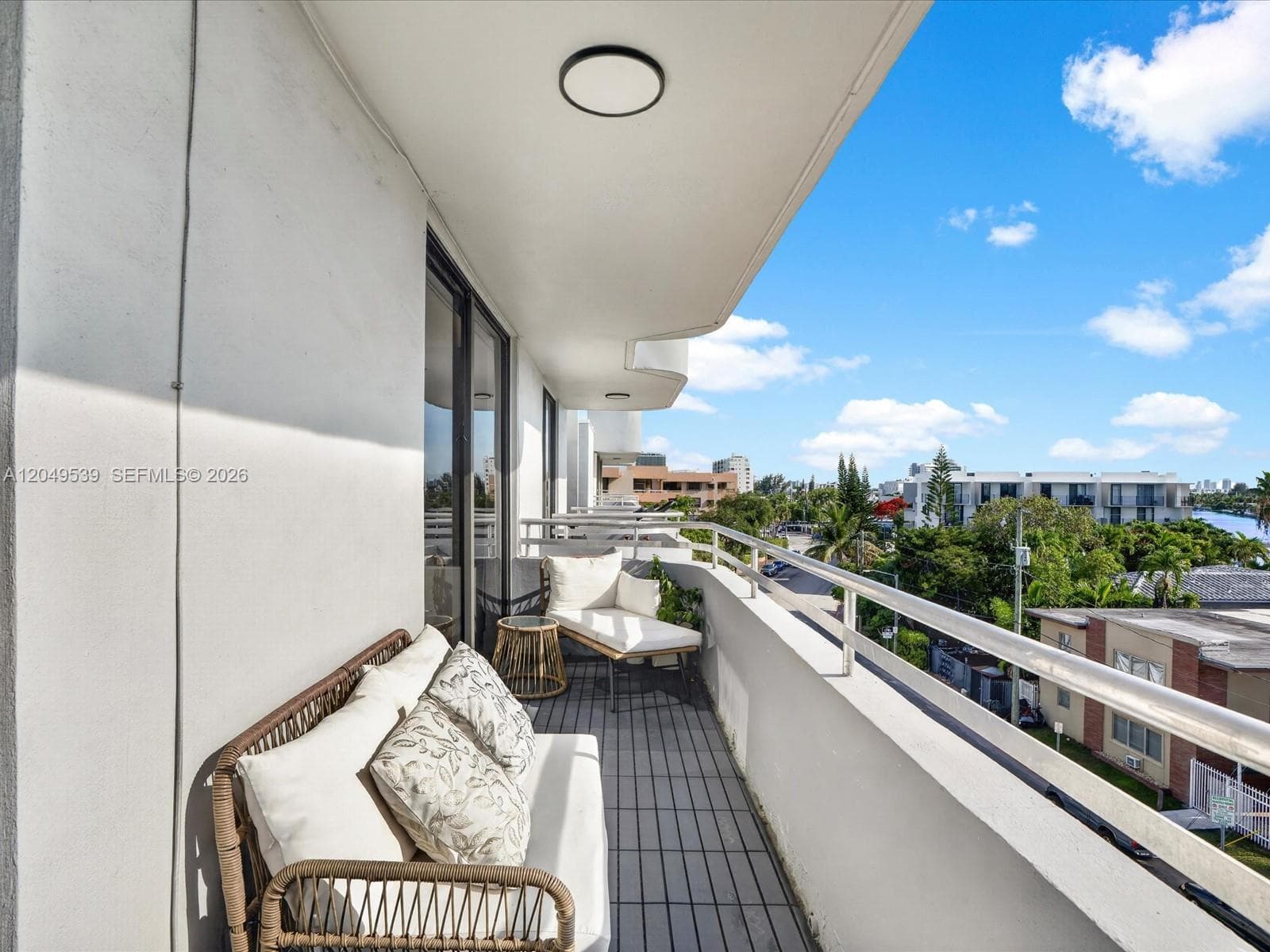 BYRON BAY CONDO · #502 in Miami Beach - Photo 35