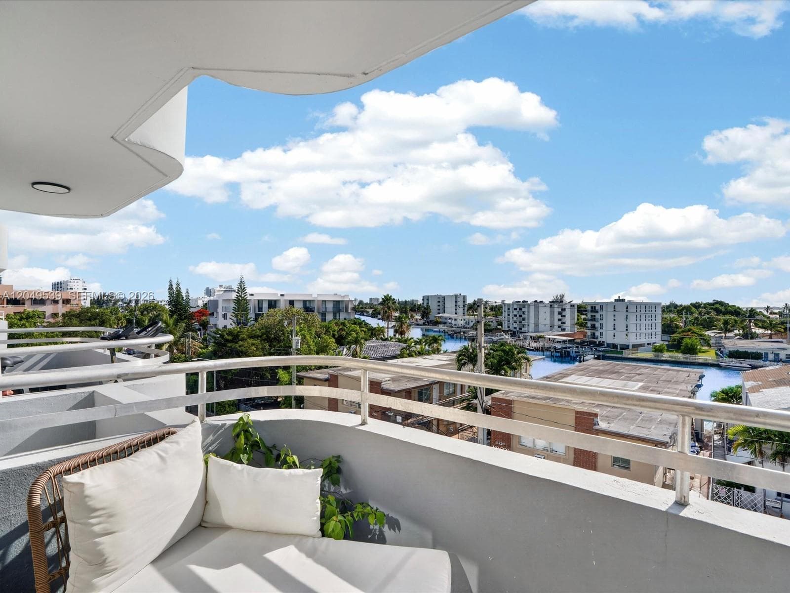 BYRON BAY CONDO · #502 in Miami Beach - Photo 39