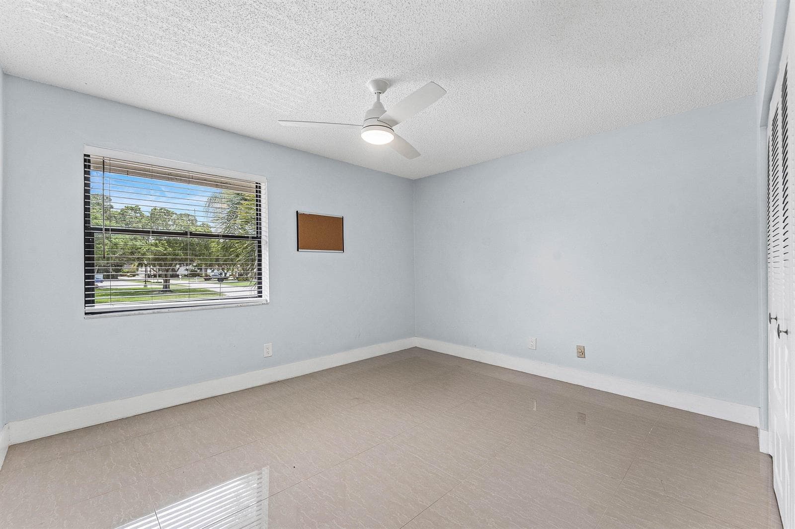 025-12926BriarlakeDrive-201-WestPalmBeac