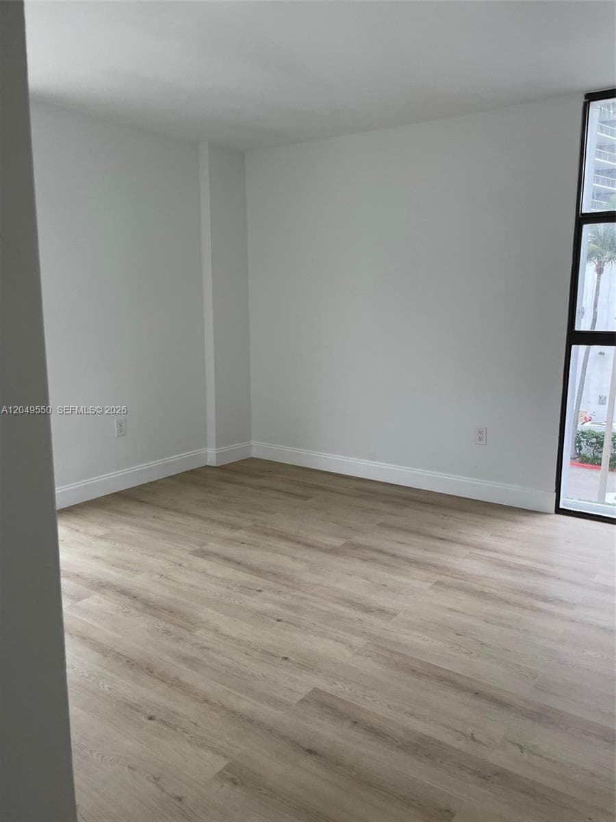 FLAMENCO CONDO TOWER I · #323 in Aventura - Photo 9
