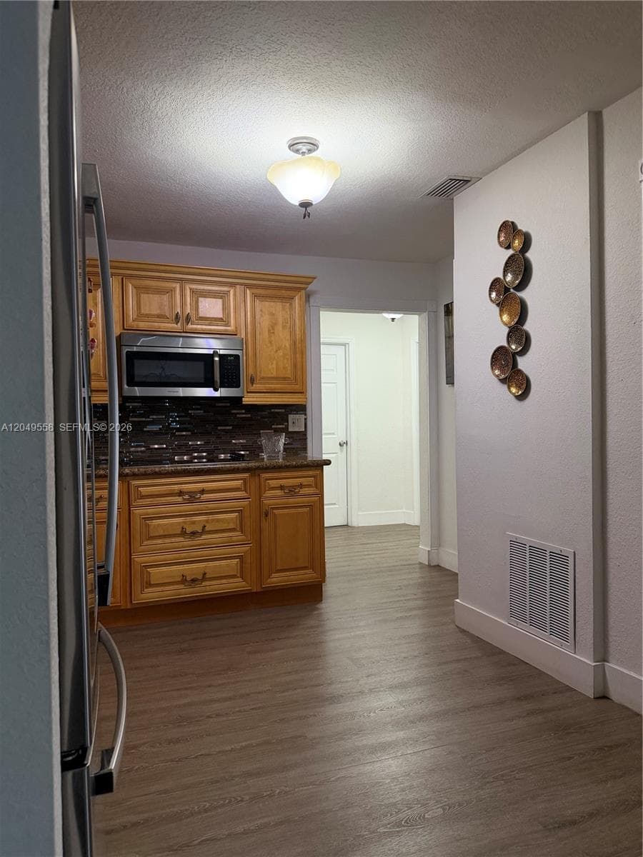 2642 Atlantic Ave photo 6