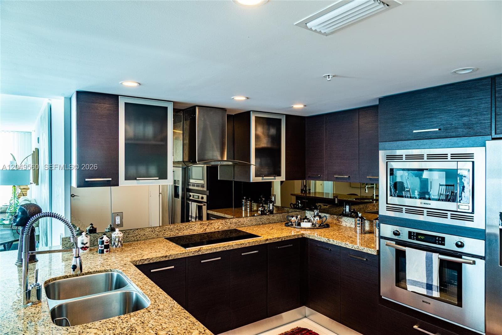 RIVA BAY HARBOR CONDO · #501 in Bay Harbor Islands - Photo 18