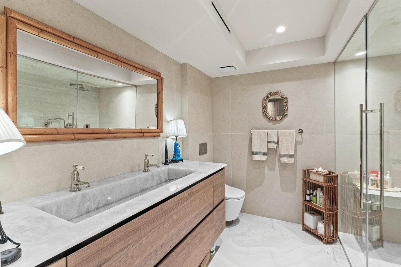 018-100SunriseAvenue-418-PalmBeach-FL-33