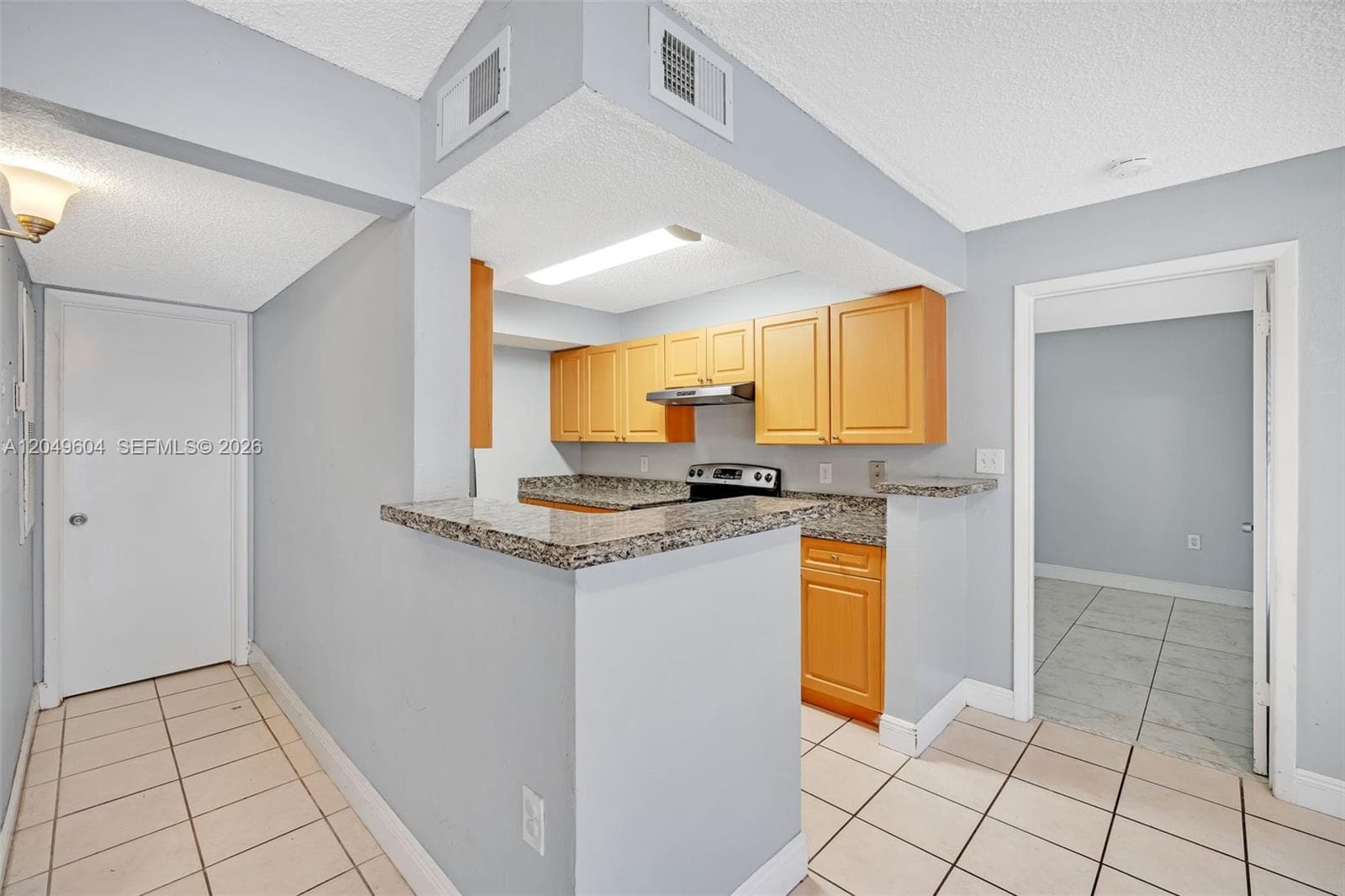 BISCAYNE BEACH CLUB CONDO · #611 in Miami - Photo 6