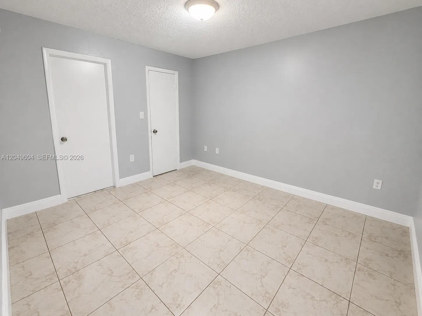 BISCAYNE BEACH CLUB CONDO · #611 in Miami - Photo 13