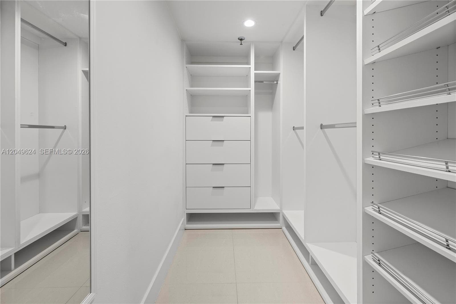 THE ROYAL CLUB CONDO · #307 in Miami Beach - Photo 13