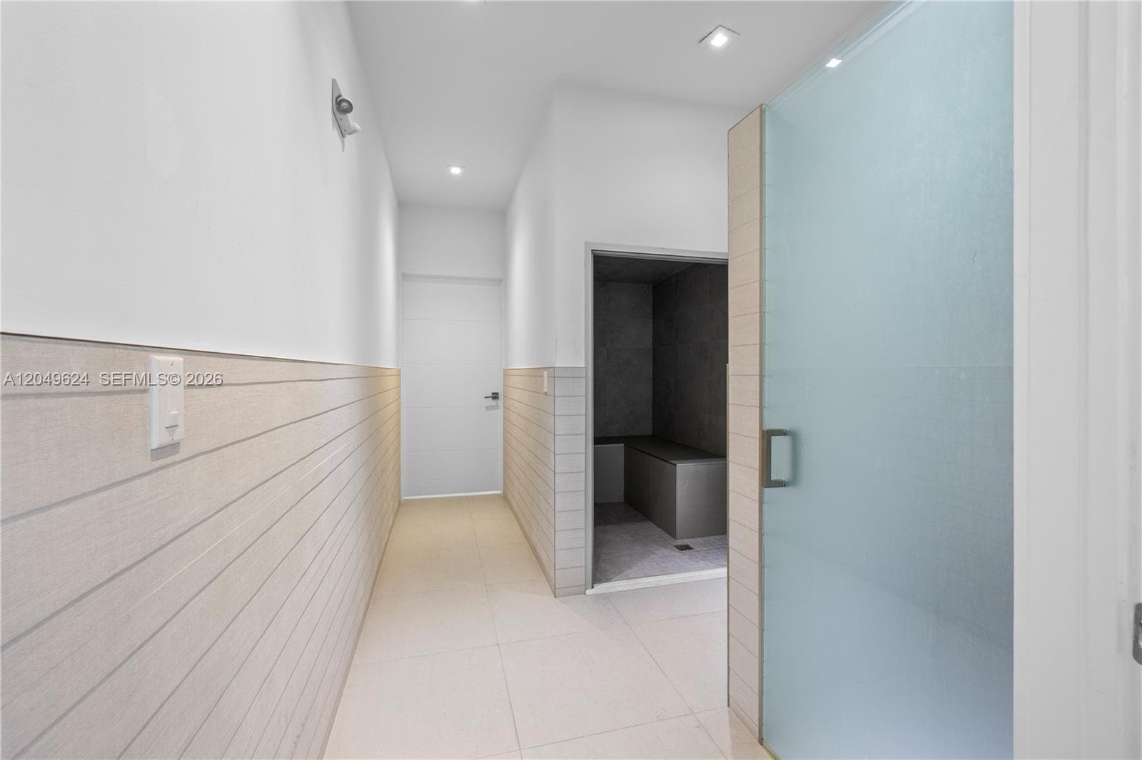 THE ROYAL CLUB CONDO · #307 in Miami Beach - Photo 26