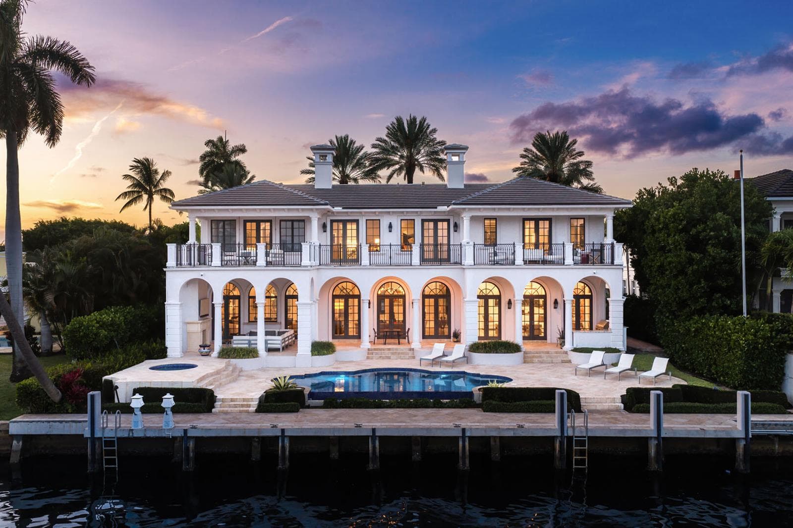 450_South_Maya_Palm_Drive_Dusk_01
