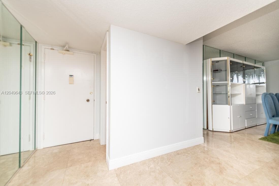 THE HEMISPHERES · #2Q in Hallandale Beach - Photo 2