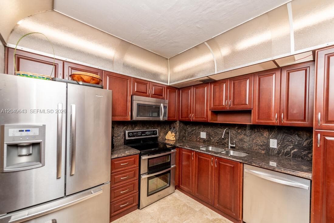 THE HEMISPHERES · #2Q in Hallandale Beach - Photo 20