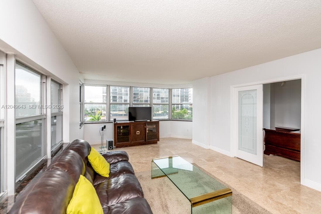 THE HEMISPHERES · #2Q in Hallandale Beach - Photo 34