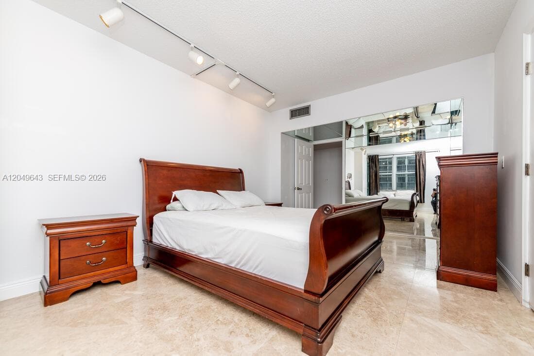 THE HEMISPHERES · #2Q in Hallandale Beach - Photo 11