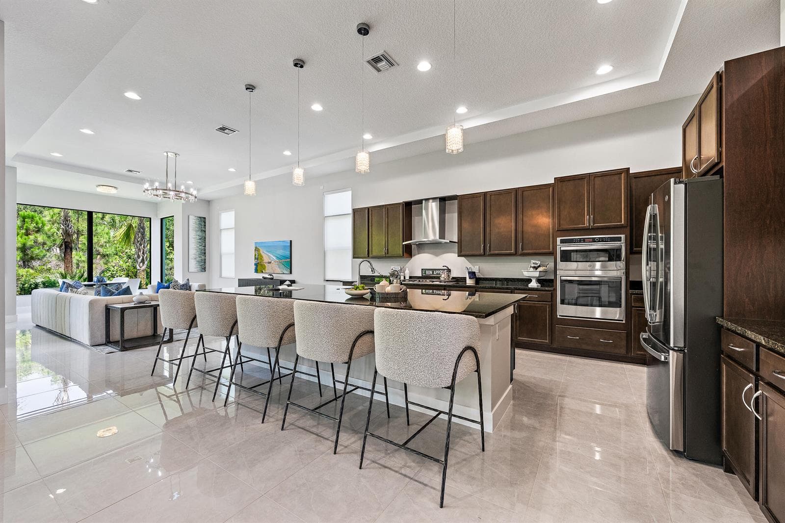 Kitchen / Family