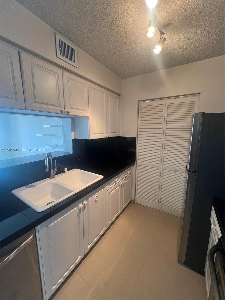 THE YACHT CLUB · #7405 in Aventura - Photo 10