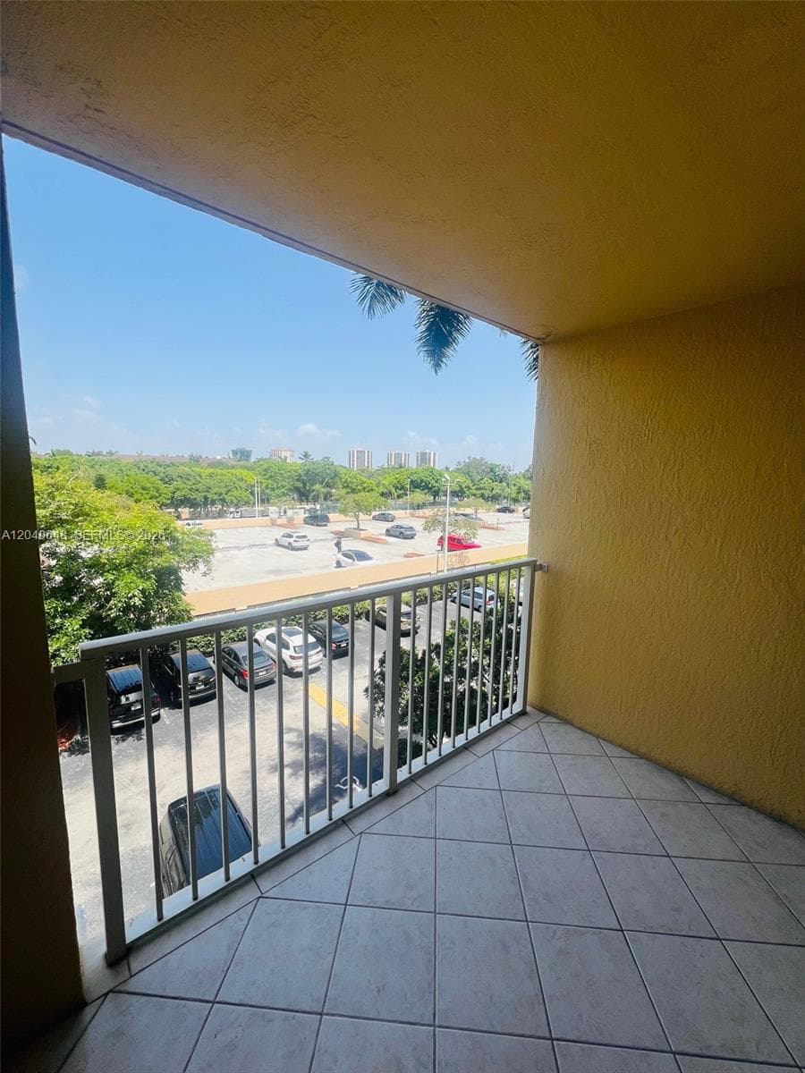 THE YACHT CLUB · #7405 in Aventura - Photo 21