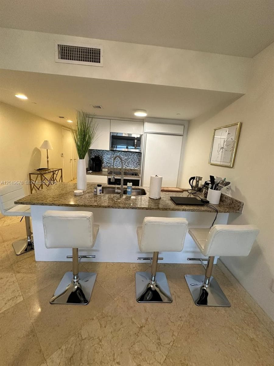 BEACH CLUB THREE CONDO · #1606 in Hallandale Beach - Photo 14